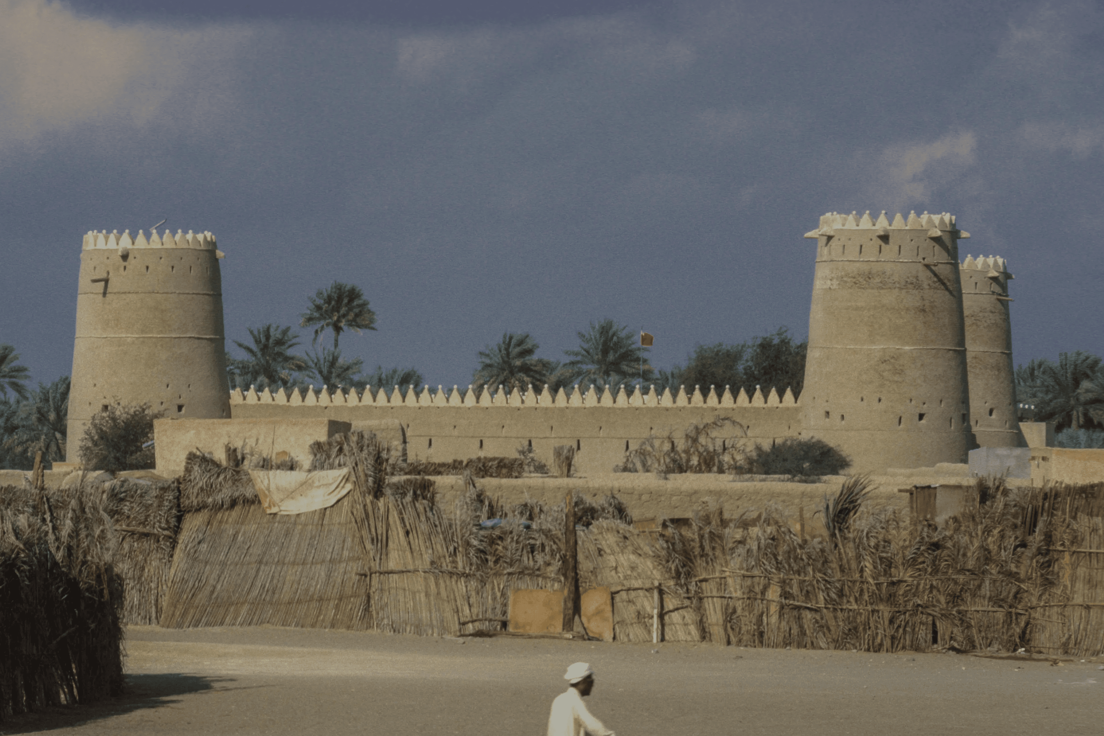 EXHIBITIONS & EVENTS